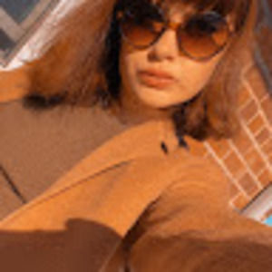 Meet your Posher, Renee